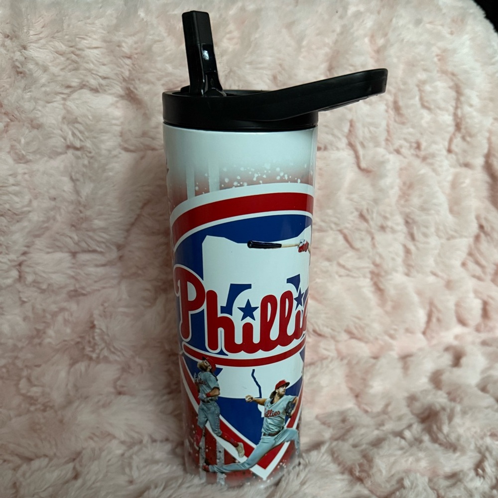 20oz Phillies Tumbler with flip cap